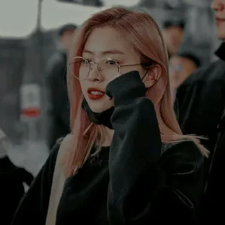 𝐫𝐲𝐮𝐣𝐢𝐧 𝐝𝐚𝐫𝐤 𝐛𝐲 @kpopstiker07 @tikelryujin