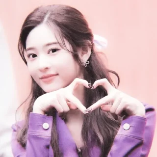 💗 ❏⃟۪۪۪⃛⃟꒲kim minju by @CCUTIESTBABY ◍𑂺ི⸼, стикер Telegram 18 из 50
