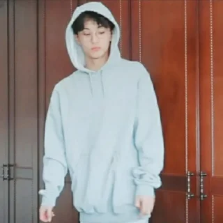 💌 Mark Lee ⌇ @WCINTERBEAR, Telegram sticker 5 of 32