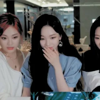👾 ˑ   ᳝  ❛ 유지민 by @stickernct  ❟, стикер Telegram 22 из 40