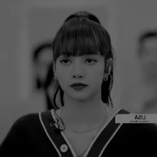 LISA DARK ｡O2 | @DRAXXYA2