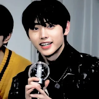 🦊 🦊。𔘓 pɑ᤻rk sunghooñ @KEYZNTH, стікер Telegram 23 з 80