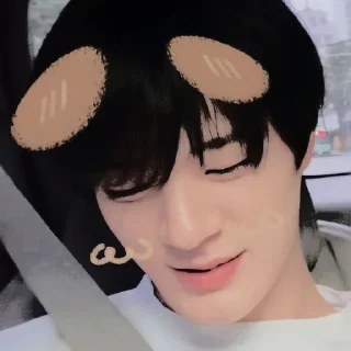 ૮₍ JENO ₎ა @lesyeuxdee