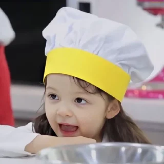 🍡 ⎙ Baby Naeun, @GEMERLAPSINAR, стикер Telegram 16 из 25
