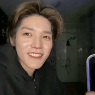 🛹 Theiro @taeyonghour, стікер Telegram 7 з 90
