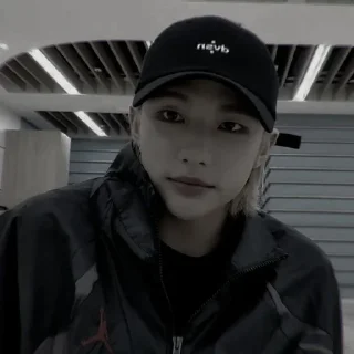 🦅 ⎙  hᥡᥙᥒjιᥒ  ҂  @bberrybitch  仌, sticker Telegram 7 sur 57
