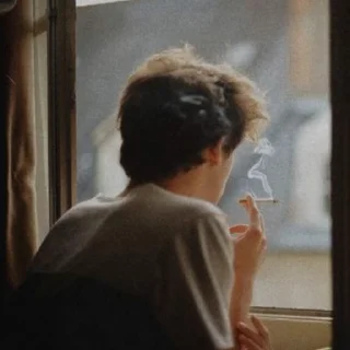 ❤ 𝘚𝘔𝘖𝘒𝘐𝘕𝘎 🥂 - @M0HABBAT 💔 (@CalsiBot), стикер Telegram 21 из 50