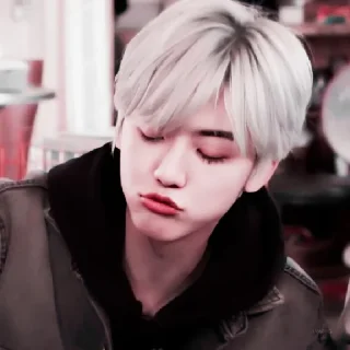 😙 ᥒᥲ jᥲᥱ꧑ιᥒ @CUTESTNANA, sticker Telegram 16 sur 63