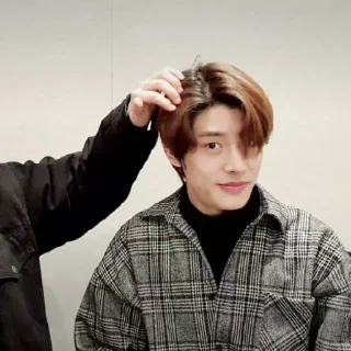 😳 ࿂༴@crybier 𝐒im 𝐉aeyoon ✰໑, Telegram sticker 1 of 120