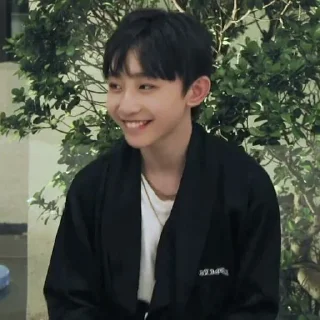 🐟 kiel ganteng, sticker Telegram 20 sur 35