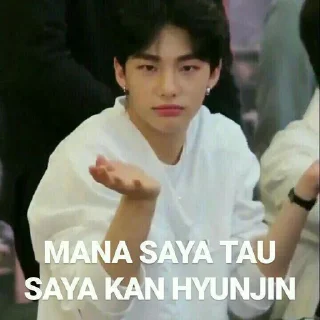 Hyunjin lawak @HWCNGHYEONJIN