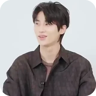 Wooseok @svckcigarette