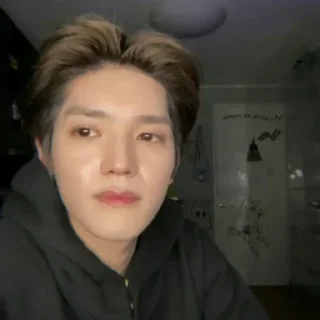 🛹 Theiro @taeyonghour, sticker Telegram 8 sur 90