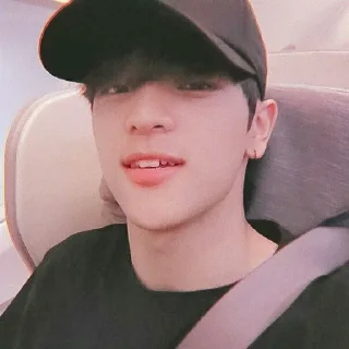 🐻 KIM WOOJIN x @ESAPUMPKINS, sticker Telegram 16 sur 30