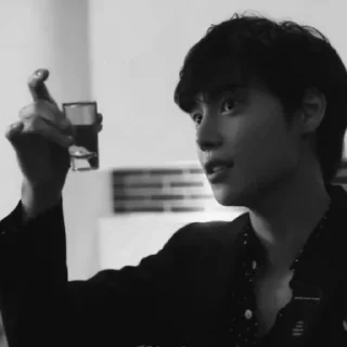 🔲 ㅡONE V7 @privatejungjaeone, стикер Telegram 8 из 45