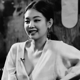 🍷 ˗`ˏ —𝐃𝐀𝐑𝐊 𝐉𝐄𝐍𝐍𝐈𝐄 | by michelle, стікер Telegram 12 з 84