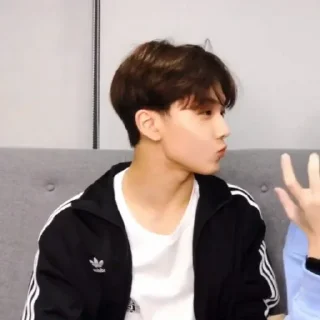 ꒰park jisung꒱⛩彡 @sejarahujan