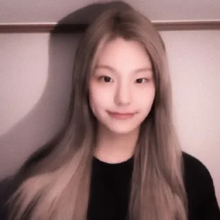 hwang yeji — @indomiecs