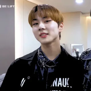 🍥 𝐘ang 𝐣ungwon - @tikelnyagilang, sticker Telegram 5 sur 26