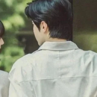 Hidden love / @xd_whimsical / @cokipfp