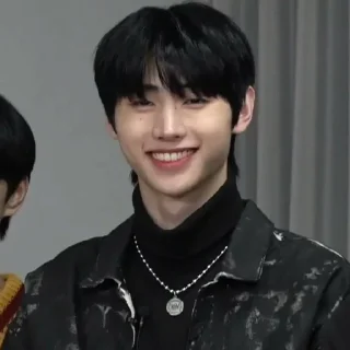 🧊 ꜆꜄꜆ ⌕ @crybier park sunghoon  ོ, стікер Telegram 23 з 100