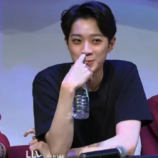 🪁 Guanlin, @geuugeuu, стікер Telegram 14 з 70