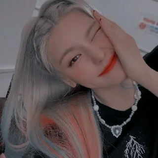 🦄 yeji-@milkyxxway, sticker Telegram 1 sur 29