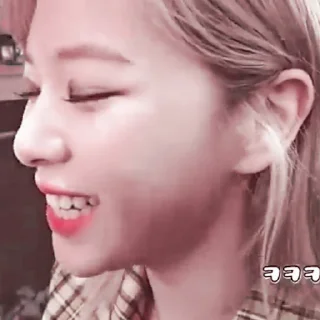 🦔 𝙅e𝙤n𝙜y𝙚o𝙣 @twicestickie, стікер Telegram 10 з 31