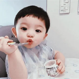 🍧 cute baby𑄻𑄾      @stickers_gifs_store, Telegram sticker 15 of 120
