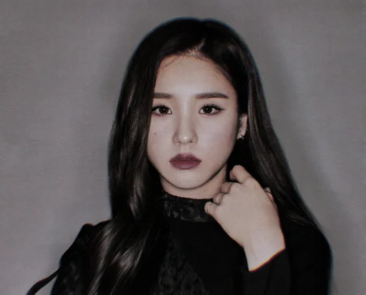 ⚔ Sticker #2 from Heejin