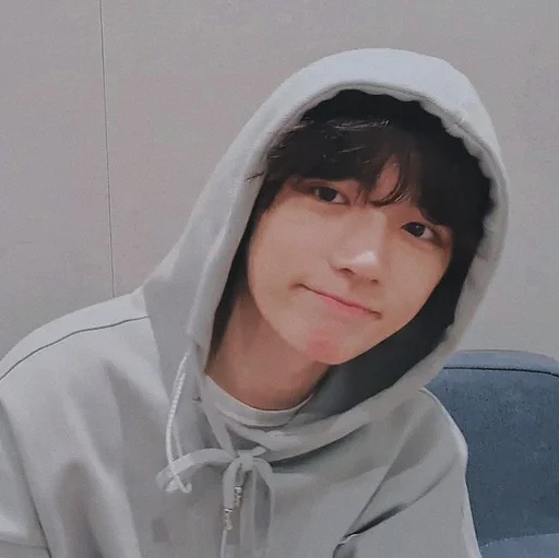 🐻 Sticker #12 from Beomgyu